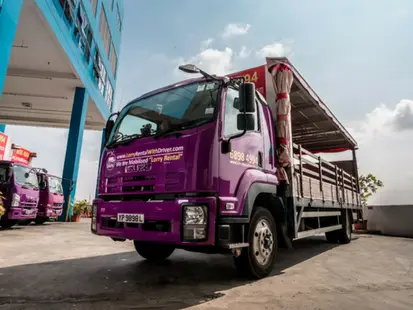 24ft canopy lorry, 9 tonne